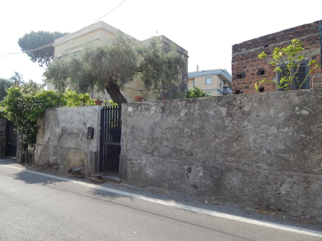 Al Villino Villa Catania Ruang foto